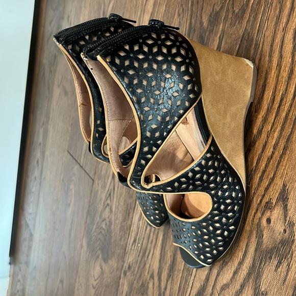 Miz Mooz size 8 - Picture 2 of 5